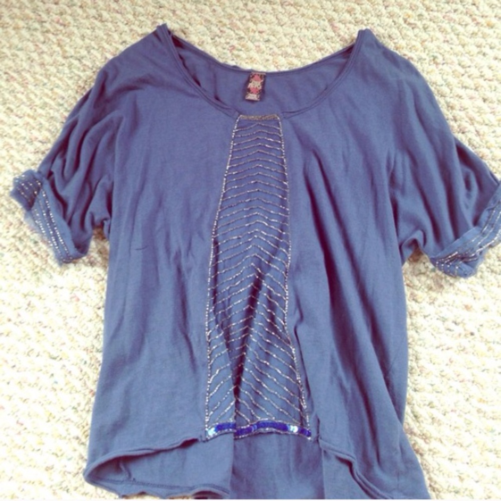 •• FrEe PeOpLe ••